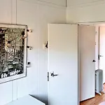 3 Bedroom Cozy In Holiday home