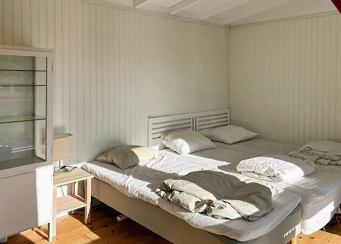 3 Bedroom Pet Friendly In
